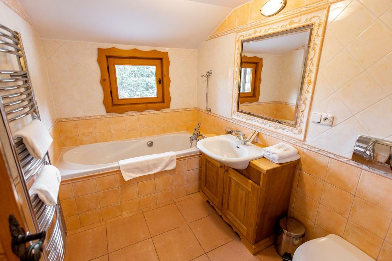 Koliba Expo Otel Zelezna Dış mekan fotoğraf